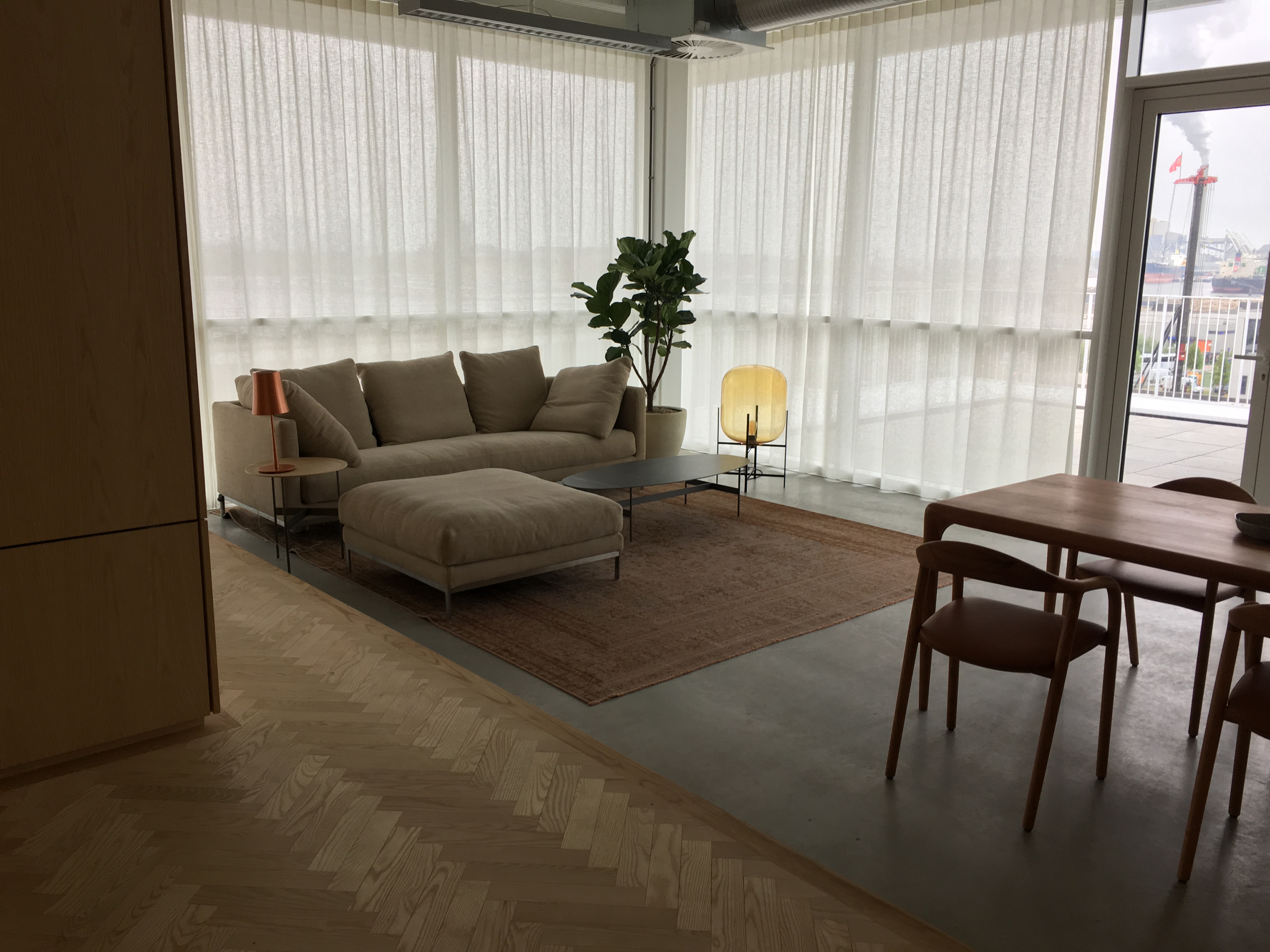 Executive Suite - Concept Design by CuttingEdge